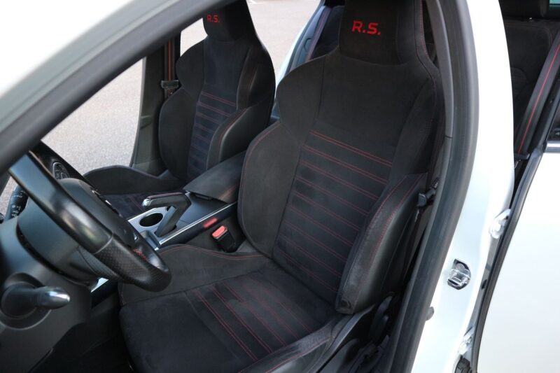 RENAULT MEGANE IV<br>1.8T 280CH RS – Image 6