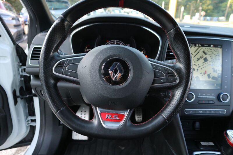 RENAULT MEGANE IV<br>1.8T 280CH RS – Image 13