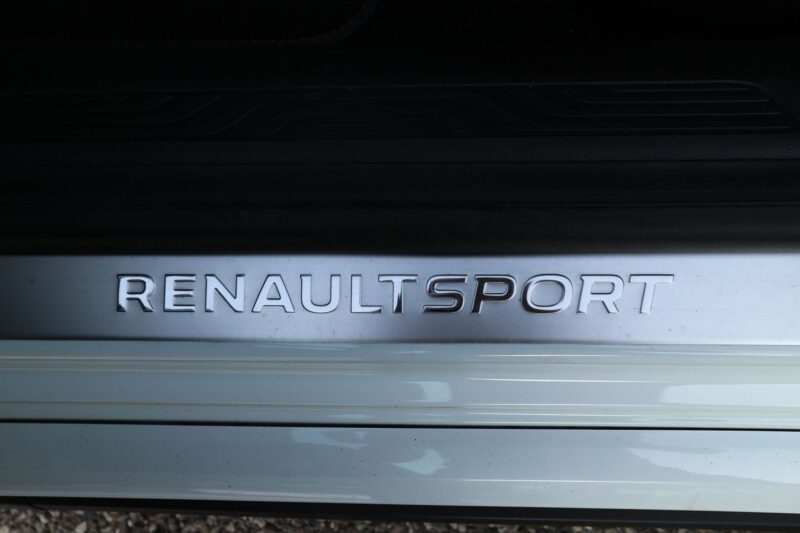 RENAULT MEGANE IV<br>1.8T 280CH RS – Image 17