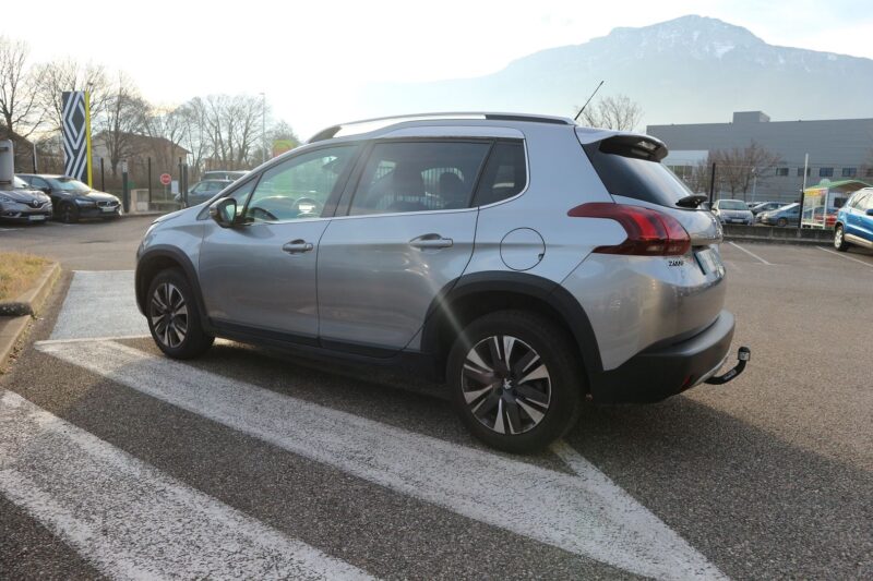 PEUGEOT 2008<br>110CH ALLURE S&S EAT6 – Image 3