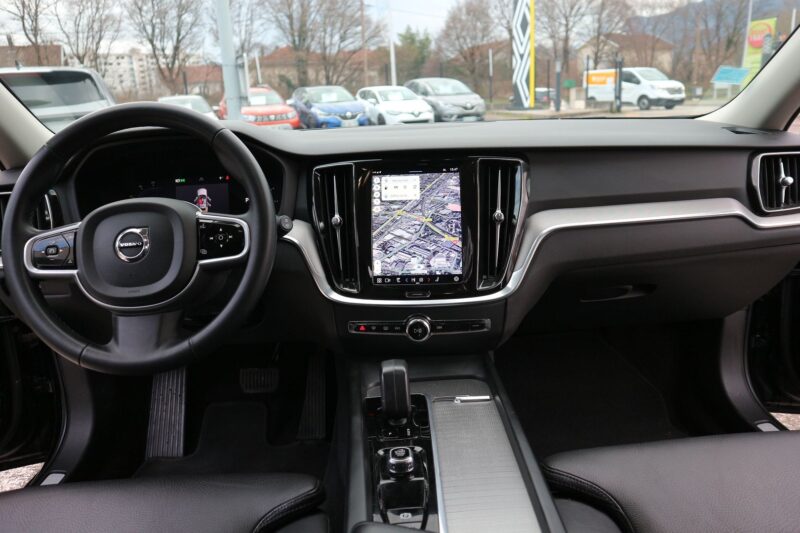 VOLVO V60 CROSS COUNTRY<br>B4 AWD 197CH PRO GEARTRONIC 8 – Image 5
