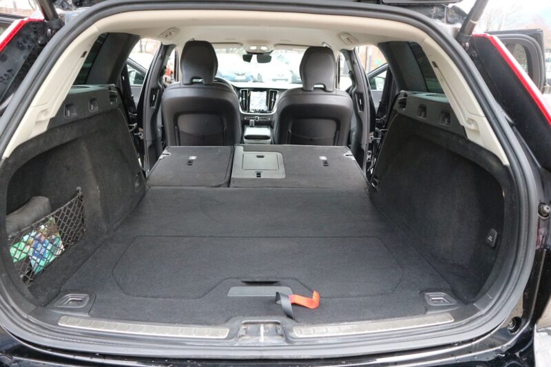 VOLVO V60 CROSS COUNTRY<br>B4 AWD 197CH PRO GEARTRONIC 8 – Image 10