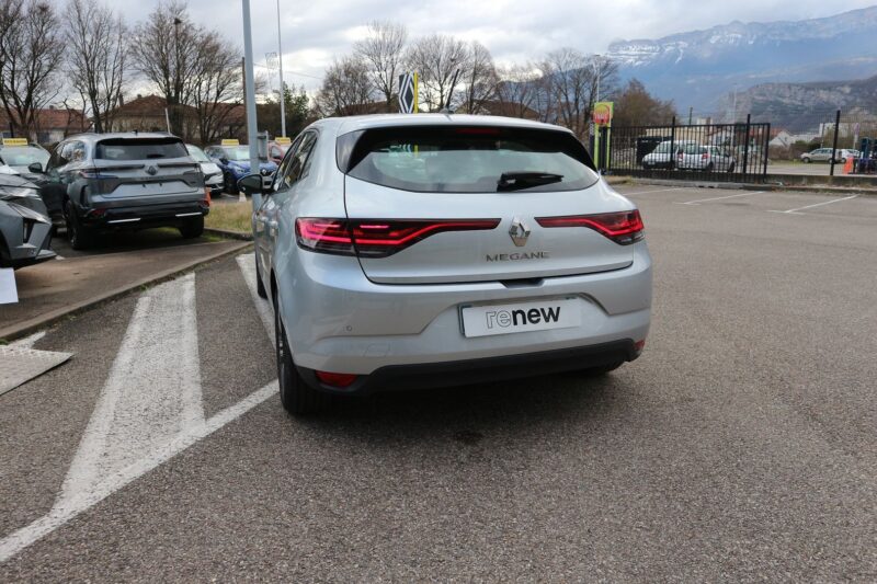 RENAULT MEGANE IV<br>1.5 BLUE DCI 115CH EVOLUTION – Image 4