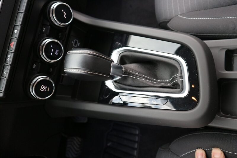 RENAULT ARKANA<br>1.3 TCE 140CH MILD HYBRID EVOLUTION EDC -23 – Image 12