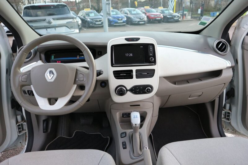 RENAULT ZOE<br>ZEN CHARGE NORMALE R90 – Image 5