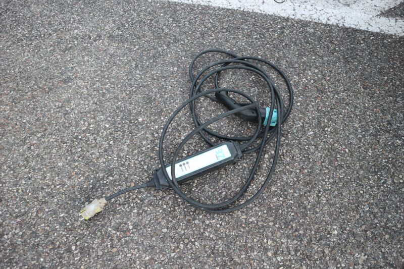RENAULT ZOE<br>ZEN CHARGE NORMALE R90 – Image 13
