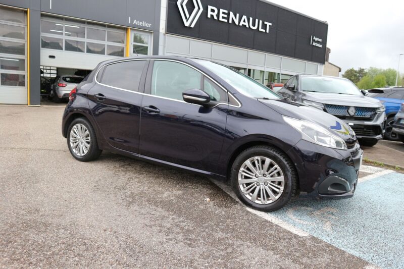 PEUGEOT 208<br>1.2  110CH E6.C ALLURE S&S 5P