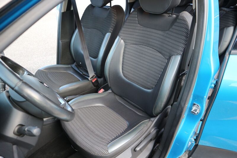 RENAULT CAPTUR<br>0.9 TCE 90CH STOP&START ENERGY INTENS EURO6 2016 – Image 6