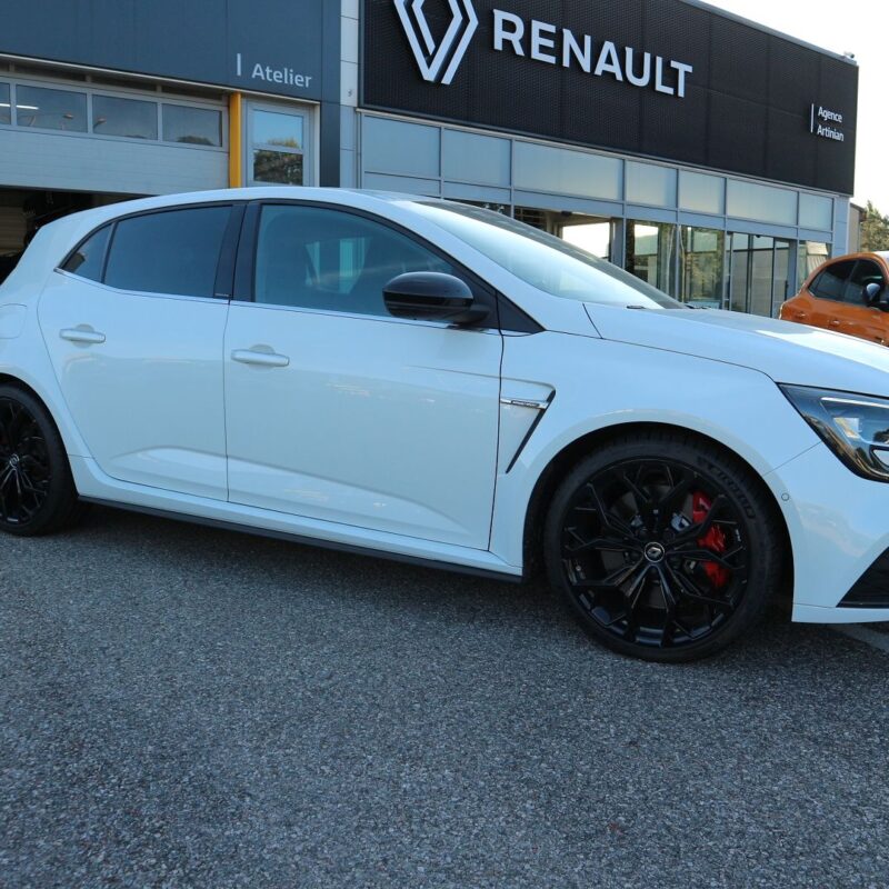 RENAULT MEGANE IV<br>1.8T 280CH RS