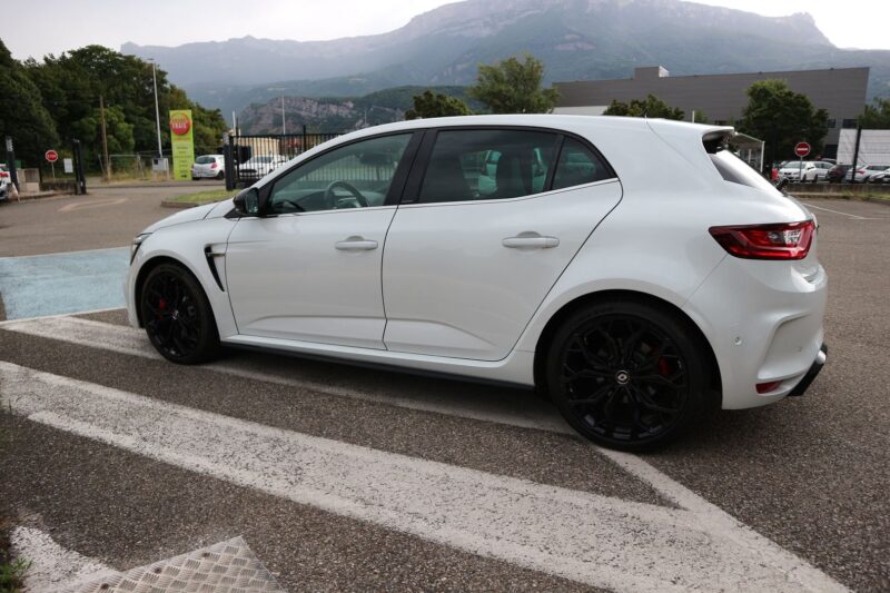 RENAULT MEGANE IV<br>1.8T 280CH RS – Image 4