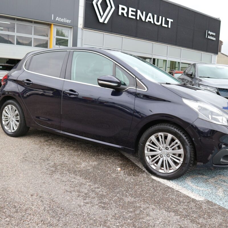 PEUGEOT 208<br>1.2  110CH E6.C ALLURE S&S 5P