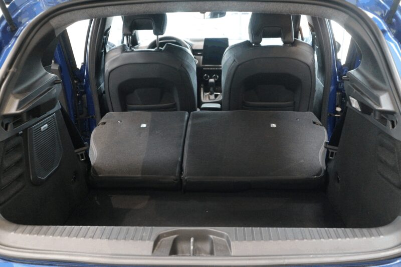 RENAULT CLIO V<br>1.6 E-TECH 145CH FULL HYBRID ESPRIT ALPINE – Image 10