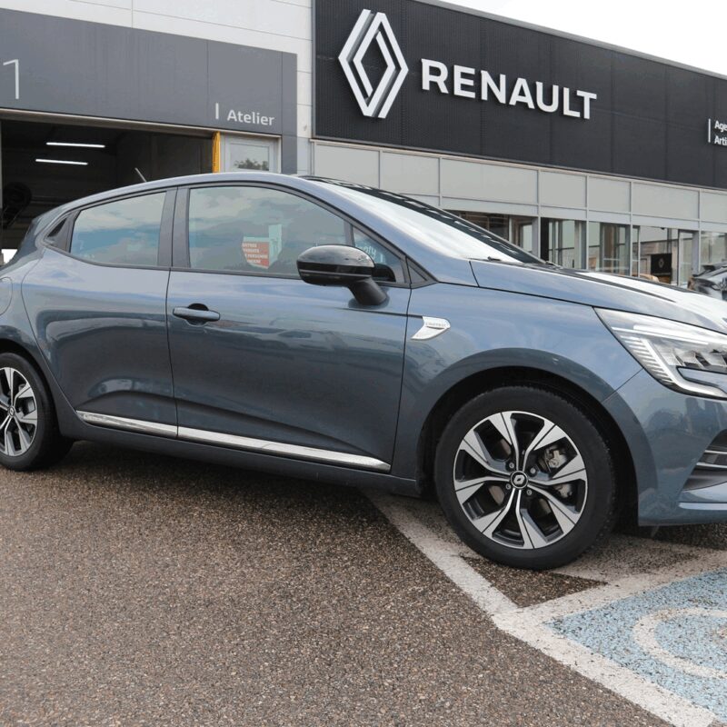 RENAULT CLIO V<br>1.6 E-TECH HYBRIDE 140CH LIMITED -21N