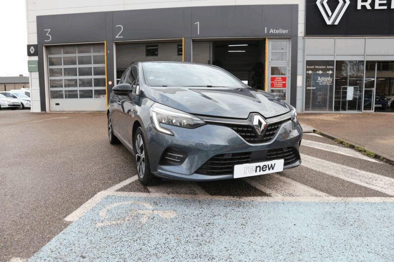 RENAULT CLIO V<br>1.6 E-TECH HYBRIDE 140CH LIMITED -21N – Image 2