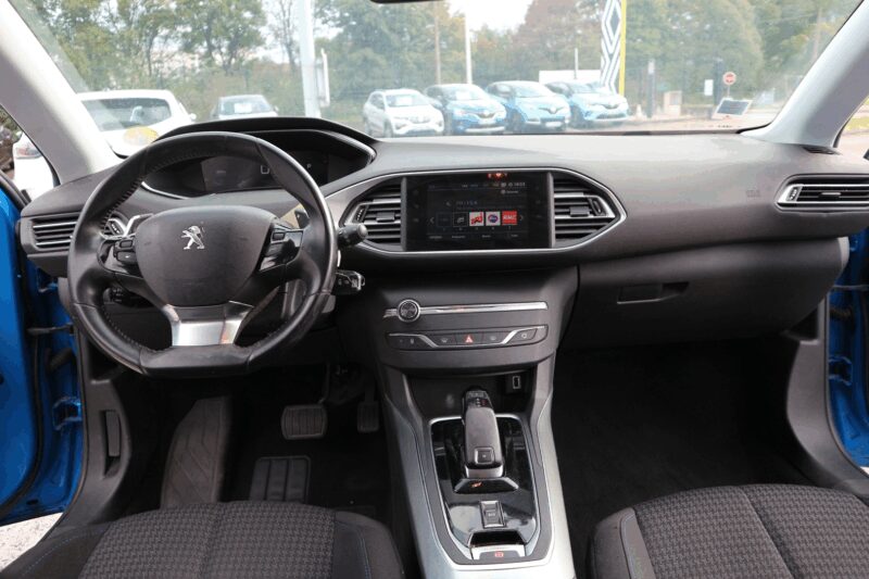 PEUGEOT 308  AUTOMATIQUE<br>1.5 BLUEHDI 130CH S&S  STYLE EAT8 – Image 6