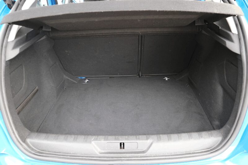 PEUGEOT 308  AUTOMATIQUE<br>1.5 BLUEHDI 130CH S&S  STYLE EAT8 – Image 10
