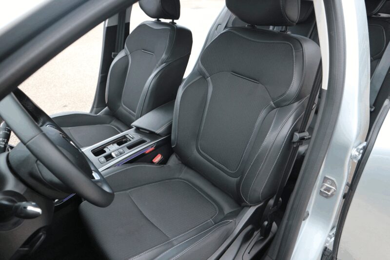RENAULT MEGANE IV<br>1.5 BLUE DCI 115CH TECHNO EDC -23 – Image 7