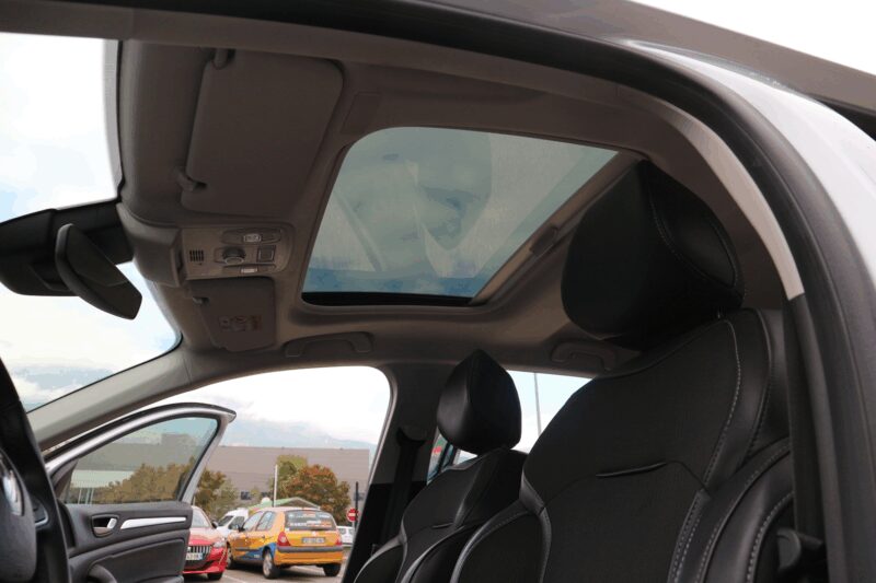 RENAULT MEGANE IV<br>1.5 BLUE DCI 115CH TECHNO EDC -23 – Image 9