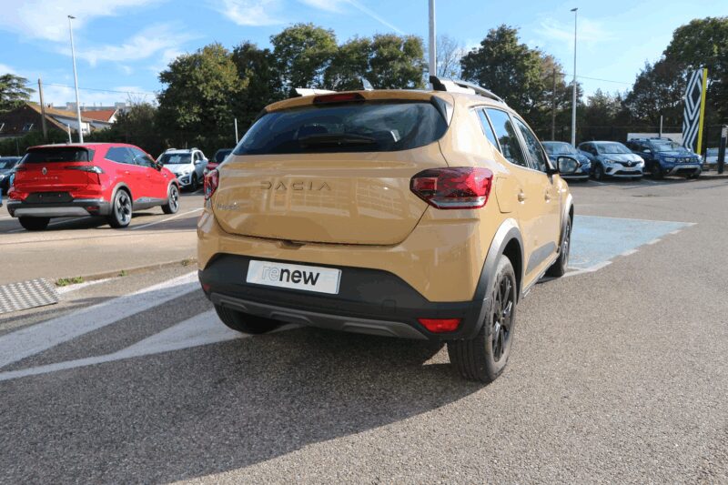 DACIA SANDERO<br>1.0 TCE 110CH STEPWAY EXTREME + -24 – Image 4