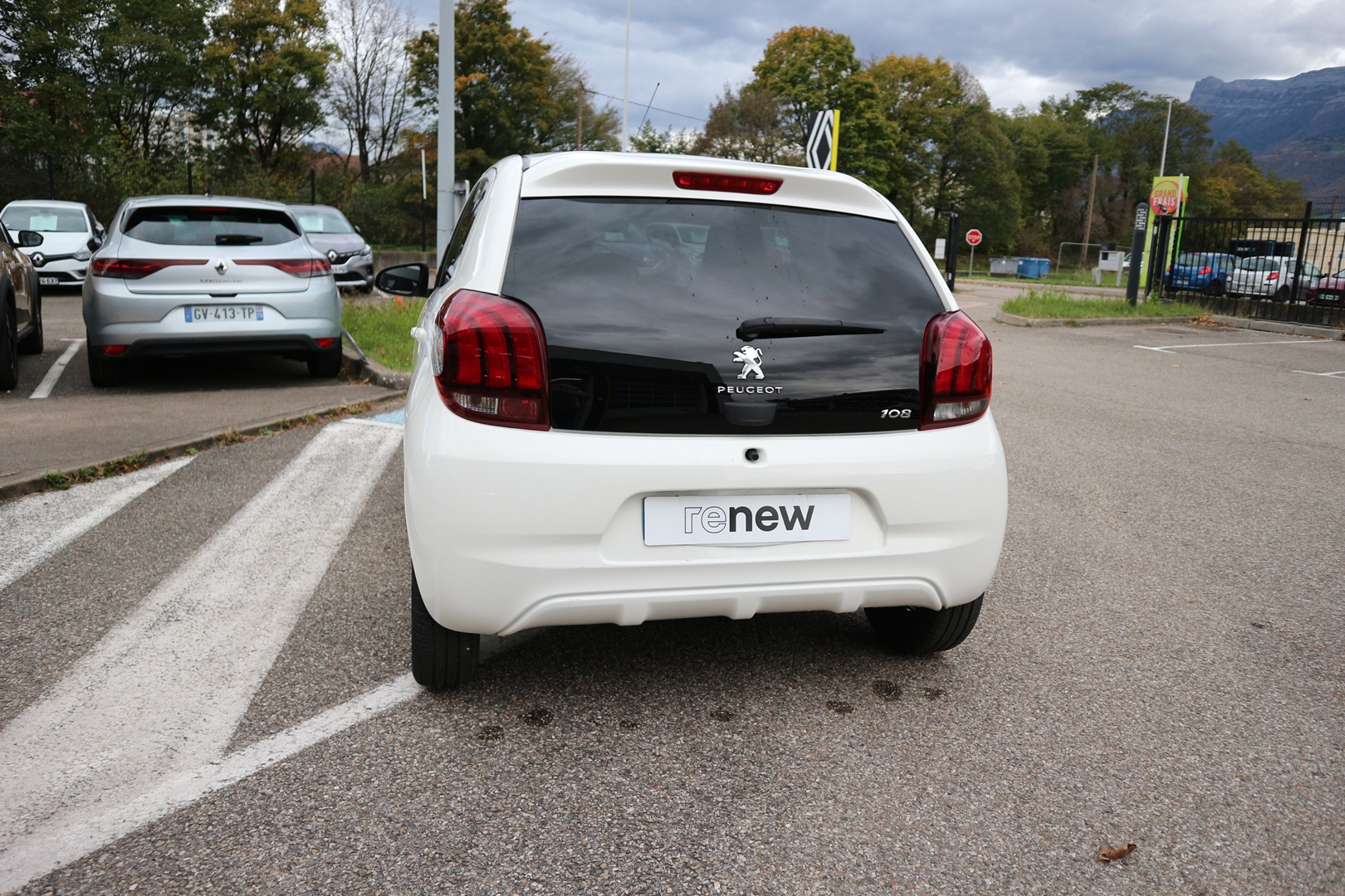 PEUGEOT 108<br>VTI 72 STYLE BMP5 5P – Image 4