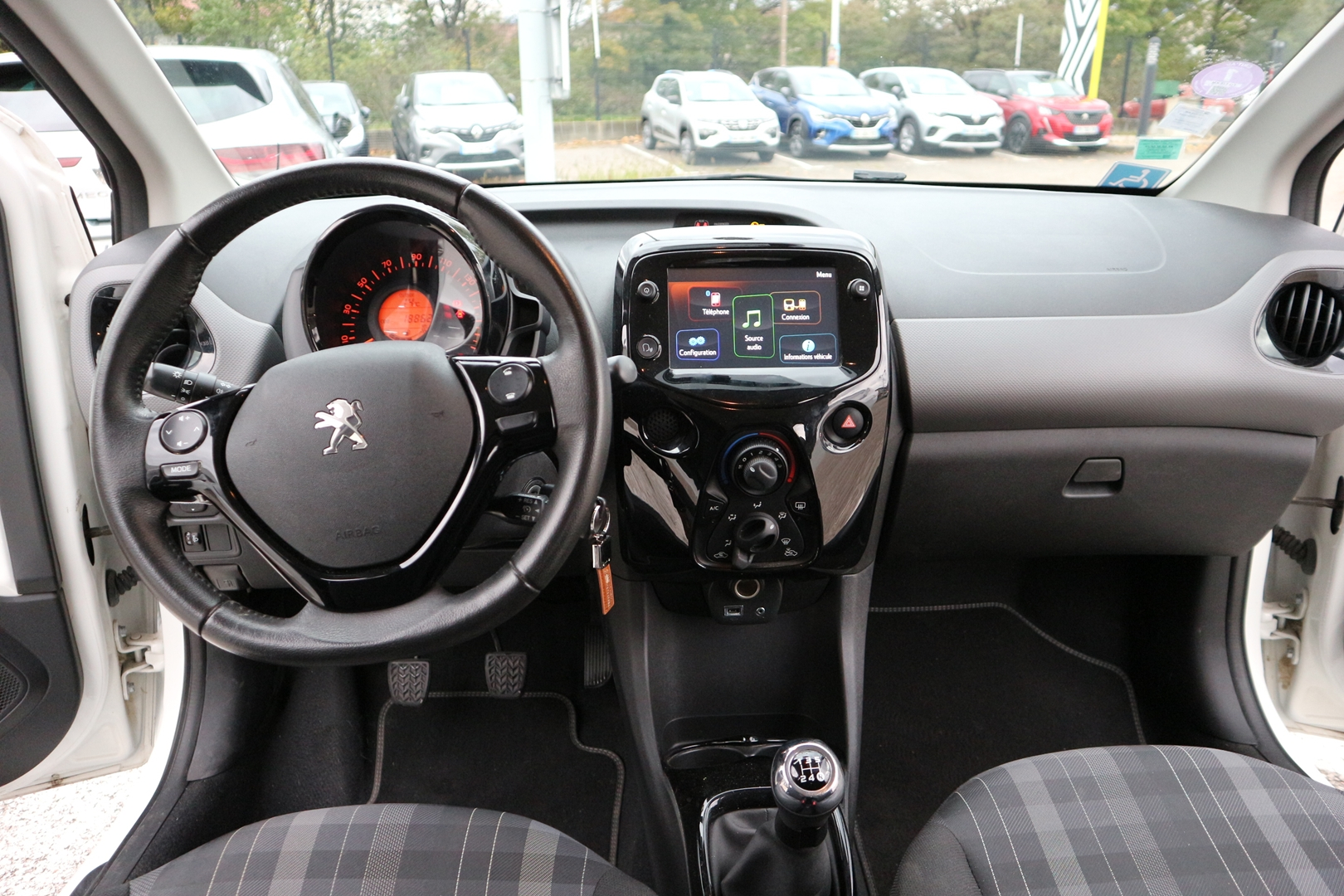 PEUGEOT 108<br>VTI 72 STYLE BMP5 5P – Image 5
