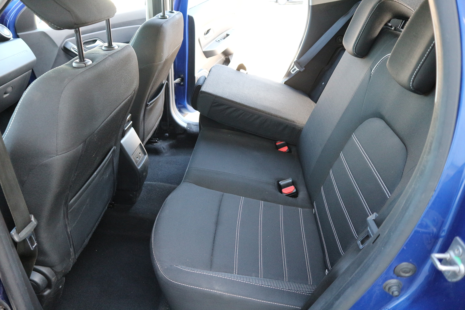 DACIA DUSTER<br>1.3 TCE 150CH FAP PRESTIGE 4X2 EDC – Image 9