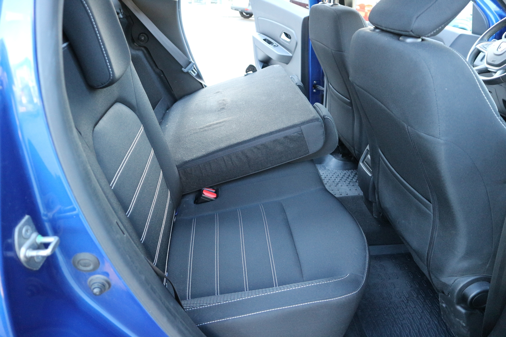 DACIA DUSTER GPL<br>1.0 ECO-G 100CH PRESTIGE + 4X2 – Image 8