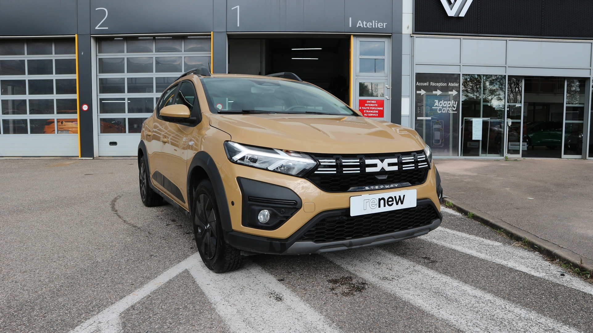 DACIA SANDERO<br>1.0 TCE 90CH STEPWAY EXPRESSION -24 – Image 2