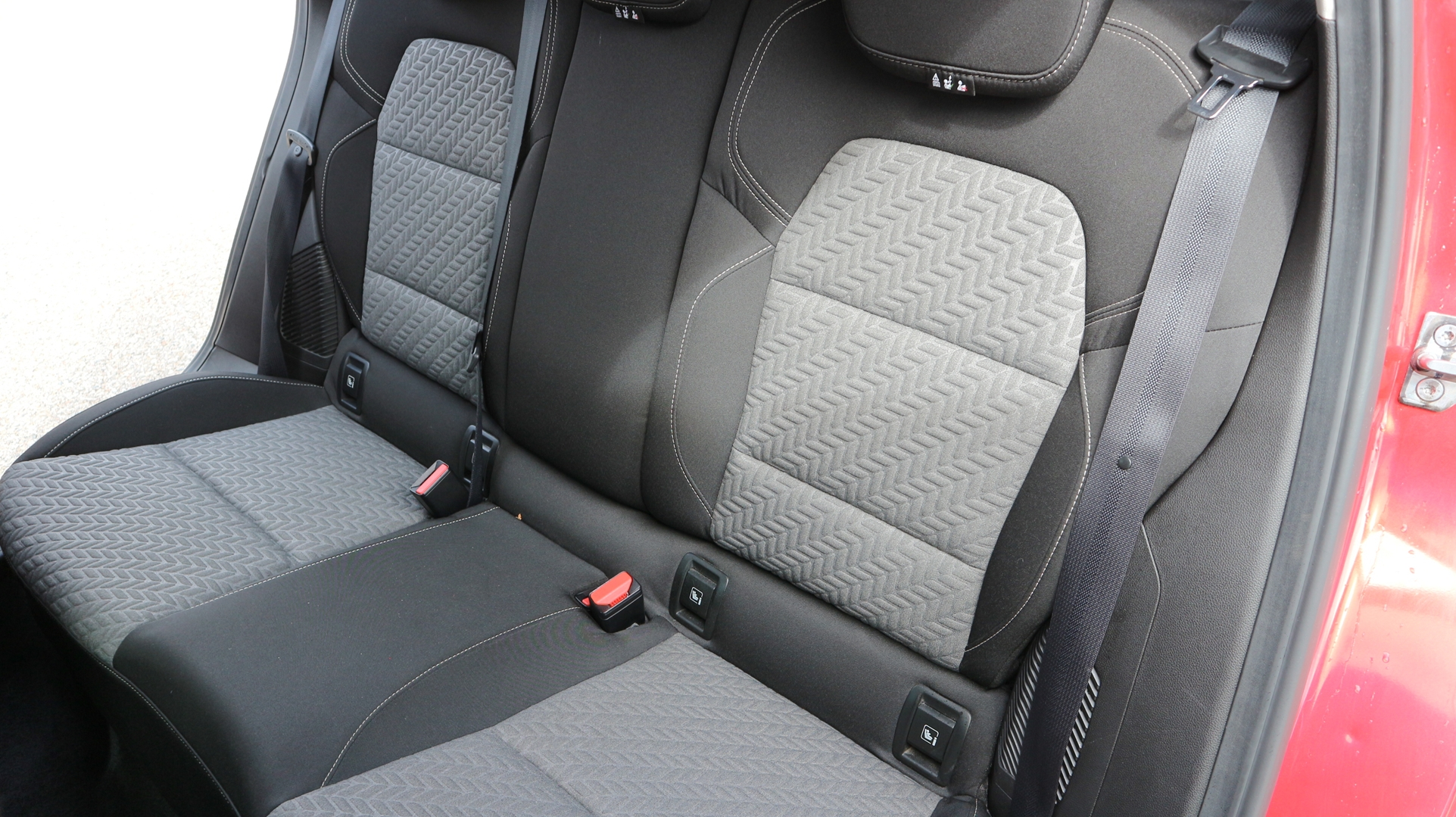 RENAULT CLIO V<br>1.6 E-TECH 145CH FULL HYBRID EVOLUTION – Image 7