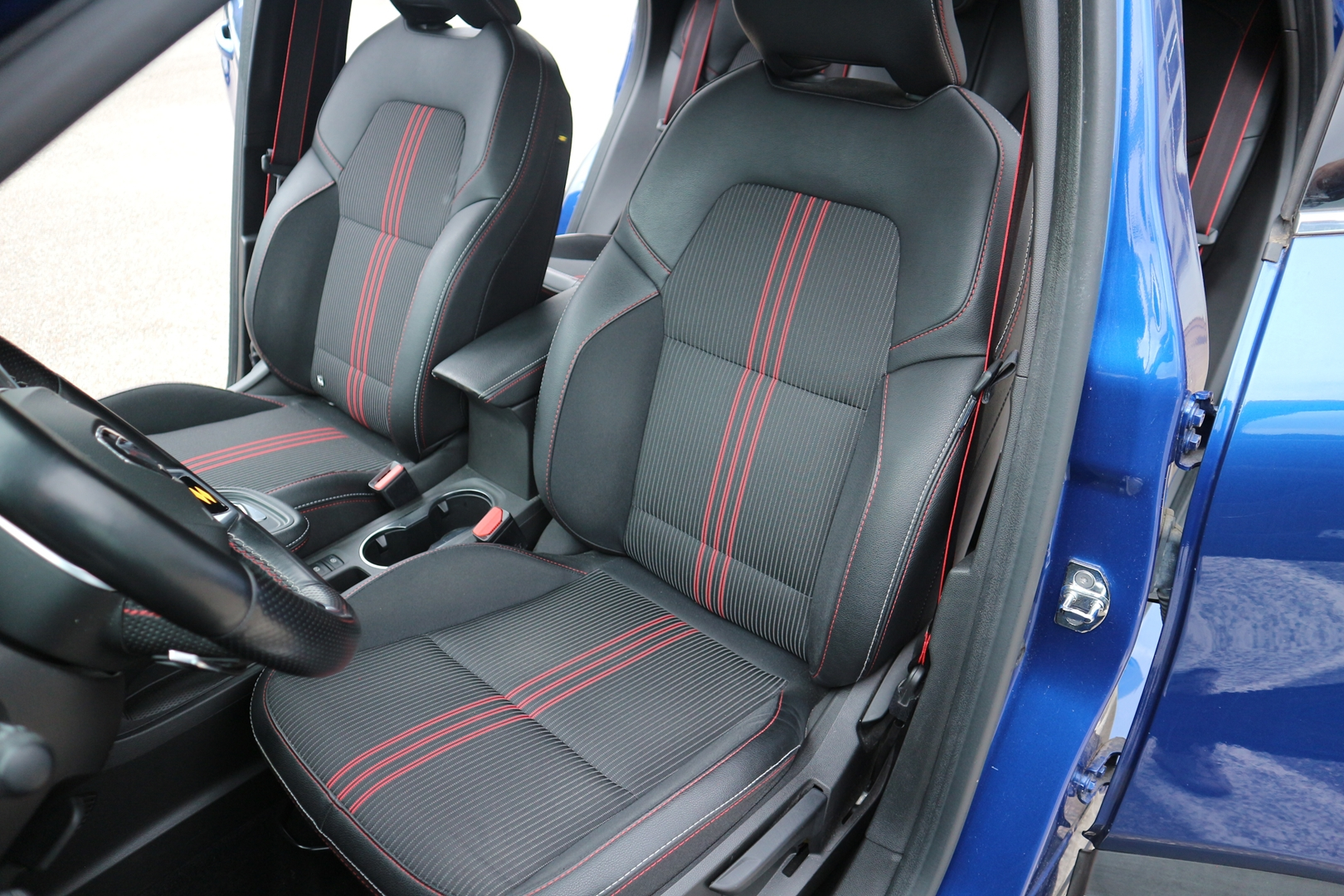 RENAULT CAPTUR II AUTOMATIQUE<br>1.3 TCE 140CH FAP RS EDC – Image 6