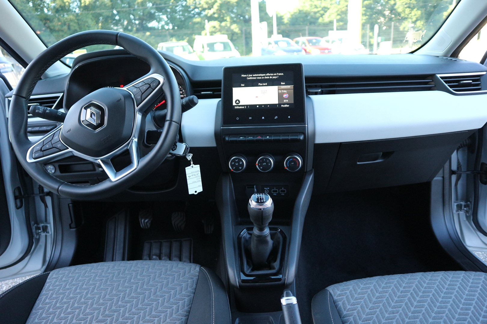 RENAULT CLIO V<br>1.0 TCE 100CH EVOLUTION GPL – Image 5