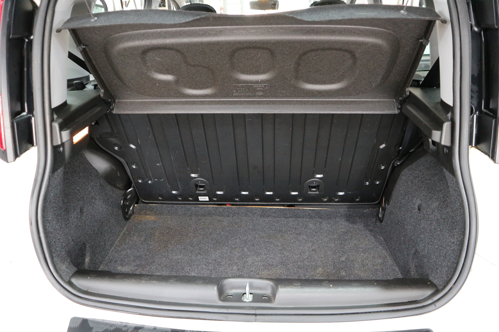 FIAT PANDA<br>1.0 70CH BSG S&S TRUSSARDI EURO6D – Image 9