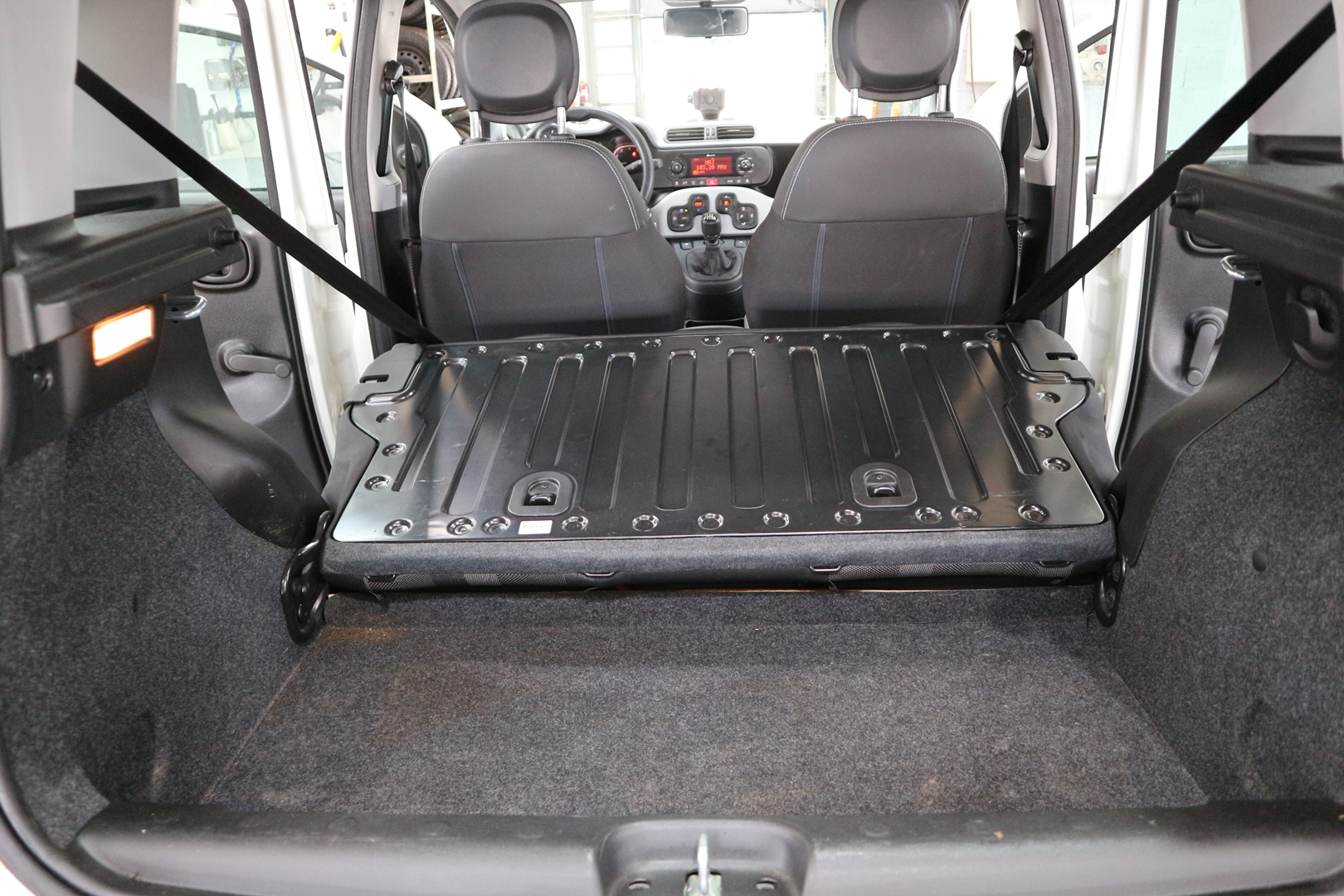FIAT PANDA<br>1.0 70CH BSG S&S TRUSSARDI EURO6D – Image 10