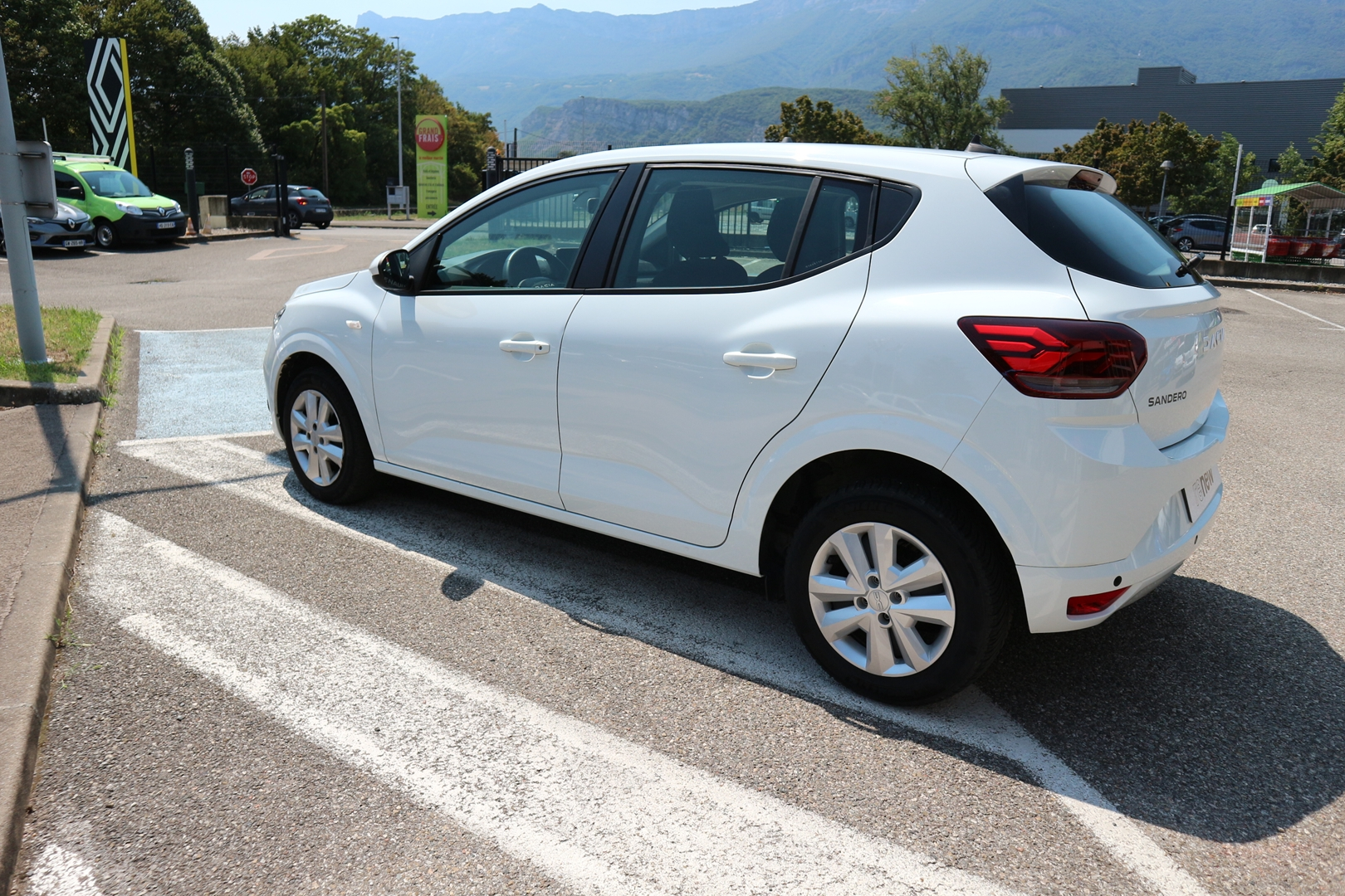 DACIA SANDERO AUTOMATIQUE<br>1.0 TCE 90CH EXPRESSION CVT – Image 3