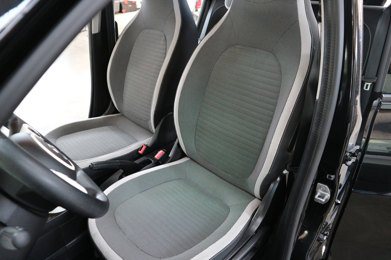 RENAULT TWINGO III<br>E-TECH ELECTRIC ZEN R80 ACHAT INTEGRAL - 21MY – Image 7