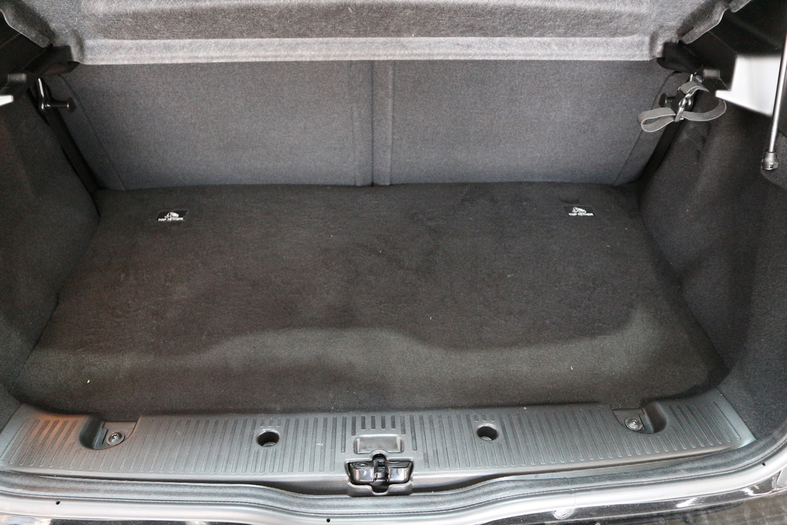 RENAULT TWINGO III<br>E-TECH ELECTRIC ZEN R80 ACHAT INTEGRAL - 21MY – Image 10