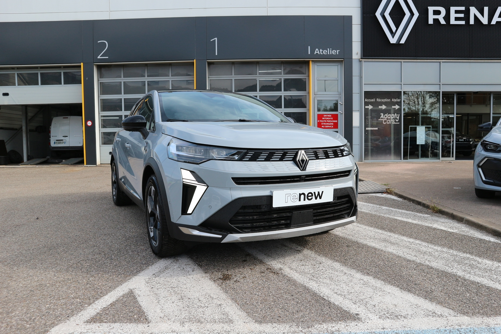 RENAULT SYMBIOZ<br>1.6 E-TECH FULL HYBRID 145CH ICONIC – Image 2