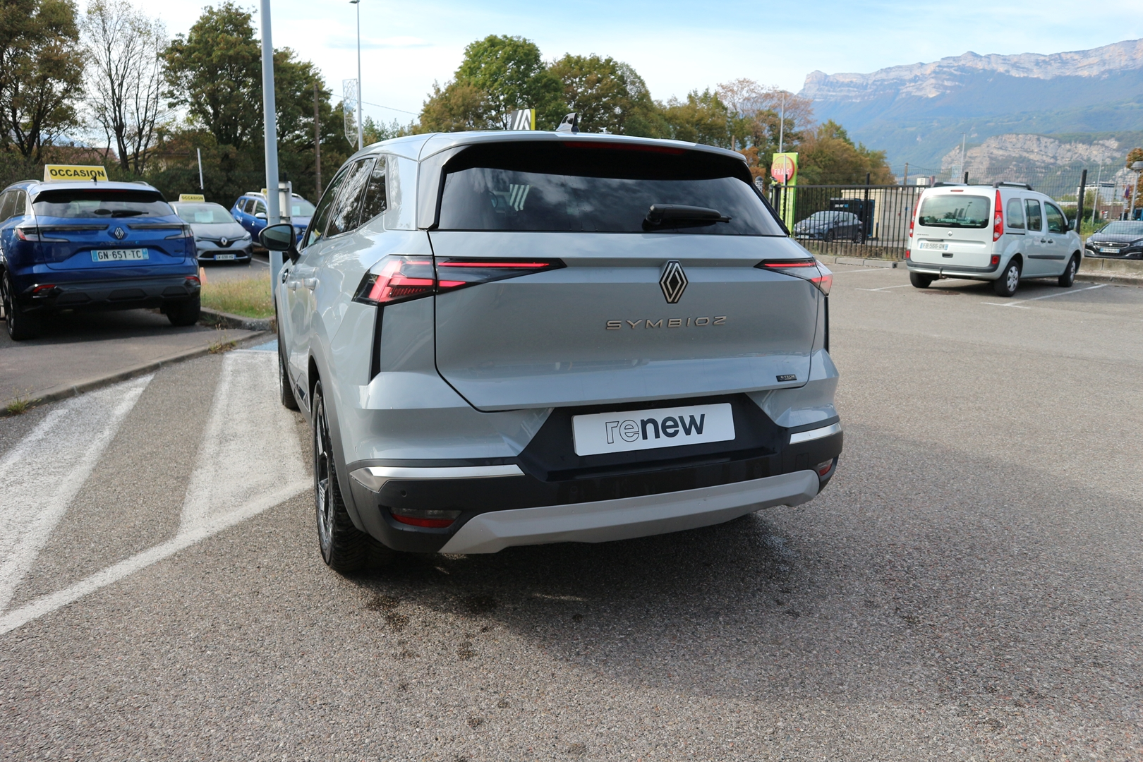RENAULT SYMBIOZ<br>1.6 E-TECH FULL HYBRID 145CH ICONIC – Image 4