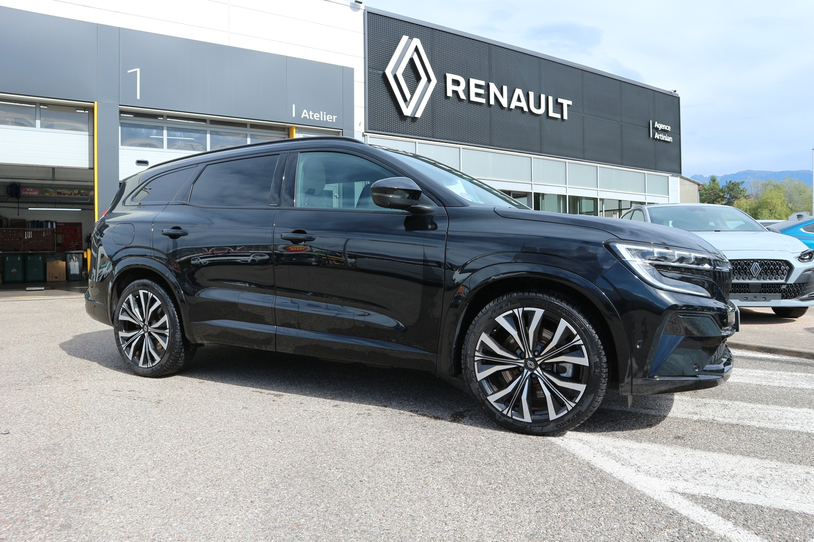 RENAULT ESPACE VI<br>1.2 E-TECH FULL HYBRID 200CH ICONIC 7 PLACES - 24