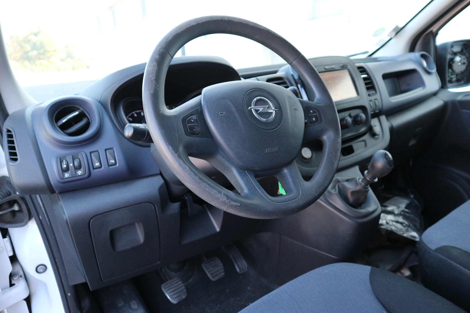 OPEL VIVARO FG<br>F2700 L1H1 1.6 CDTI 115 PACK CLIM + – Image 5